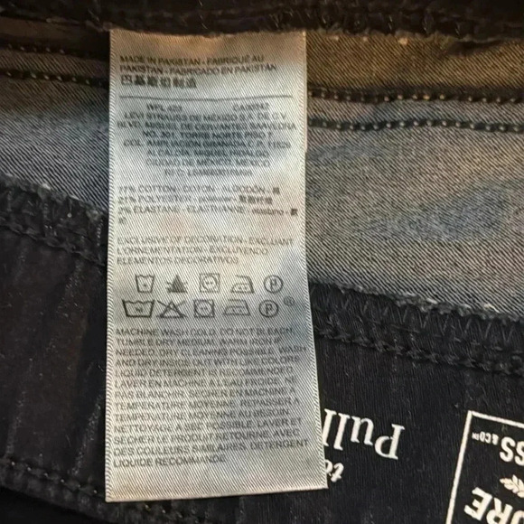 Size 32/16Levi’s Signature Pull-on pants Jeans
32” inseam - Picture 6 of 7